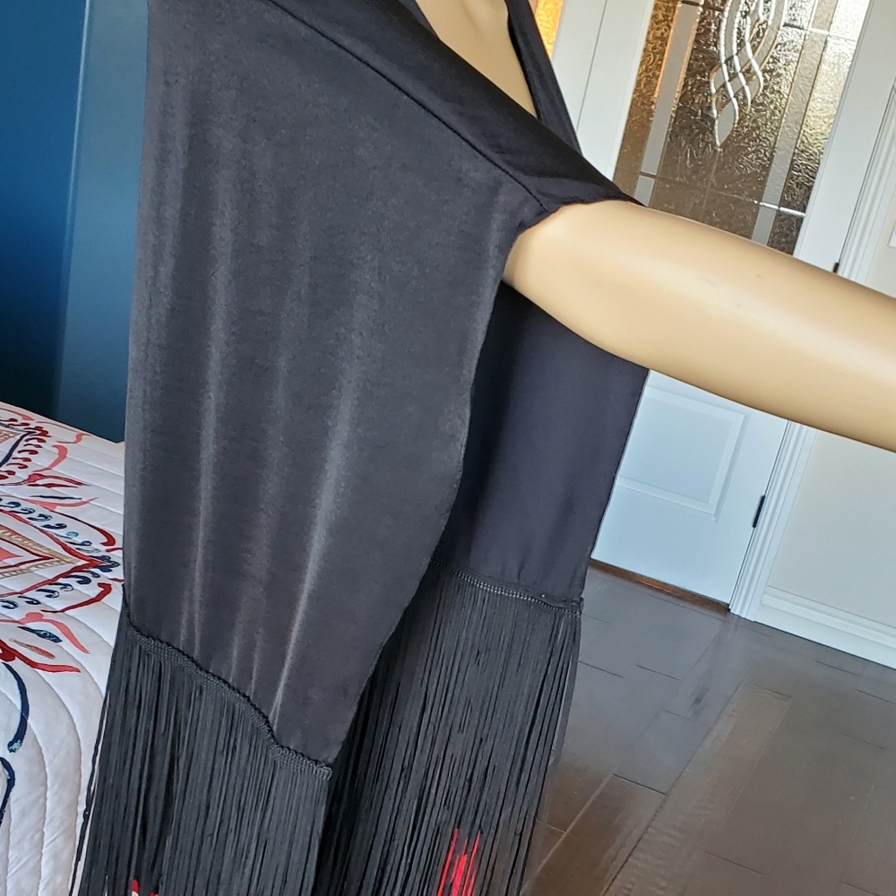 BCBG MAXAZRIA Black Fringe Top/Poncho SZ Xsm NWT - Picture 9 of 14